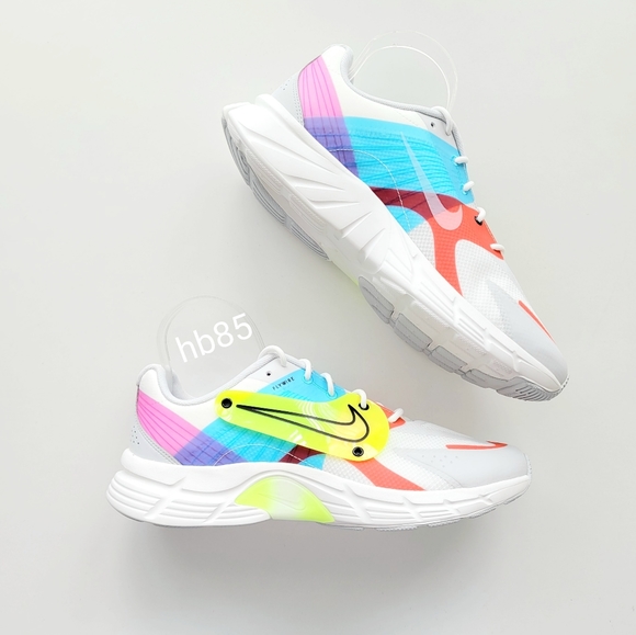 Nike | Shoes | Nike Alphina 500 Summit Whiteblackvolt Womens 2 | Poshmark